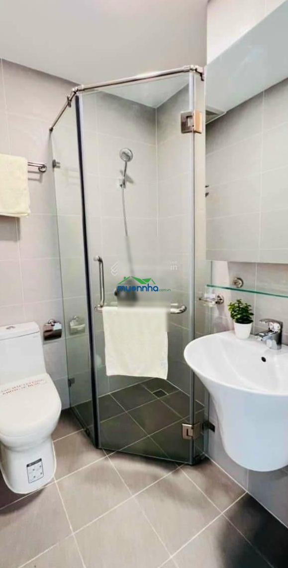 Cực rẻ! dành cho giới trẻ! căn hộ c/cư cho thuê useful ngay ngã 4 llq-âu cơ 2pn/70m2 full nt 10tr