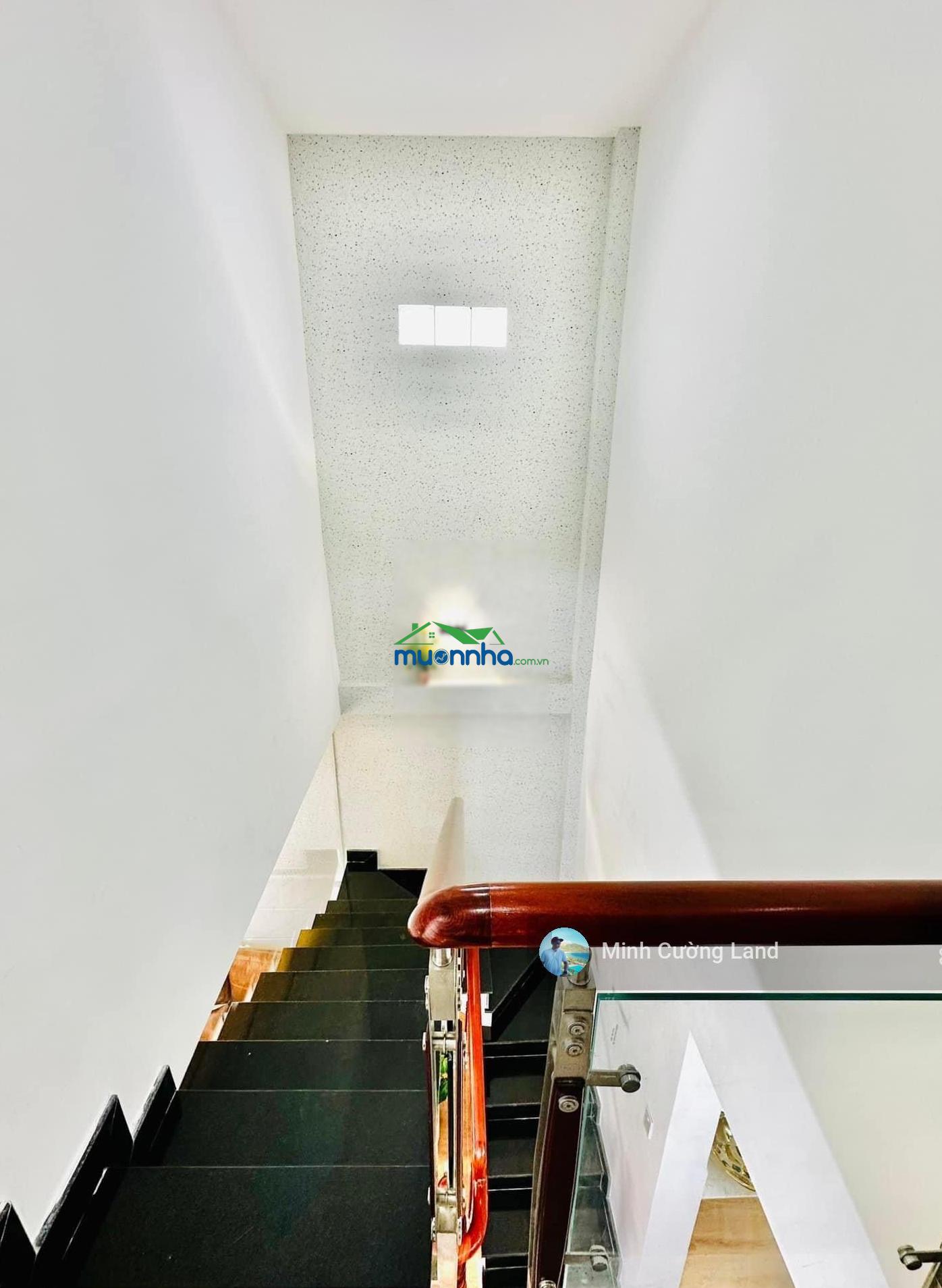 Bán nhà đẹp nguyễn thái sơn, p4, gò vấp, 48m2, 2 tầng btct, hẻm xe hơi 4m sát mặt tiền, chỉ 4 tỷ tl
