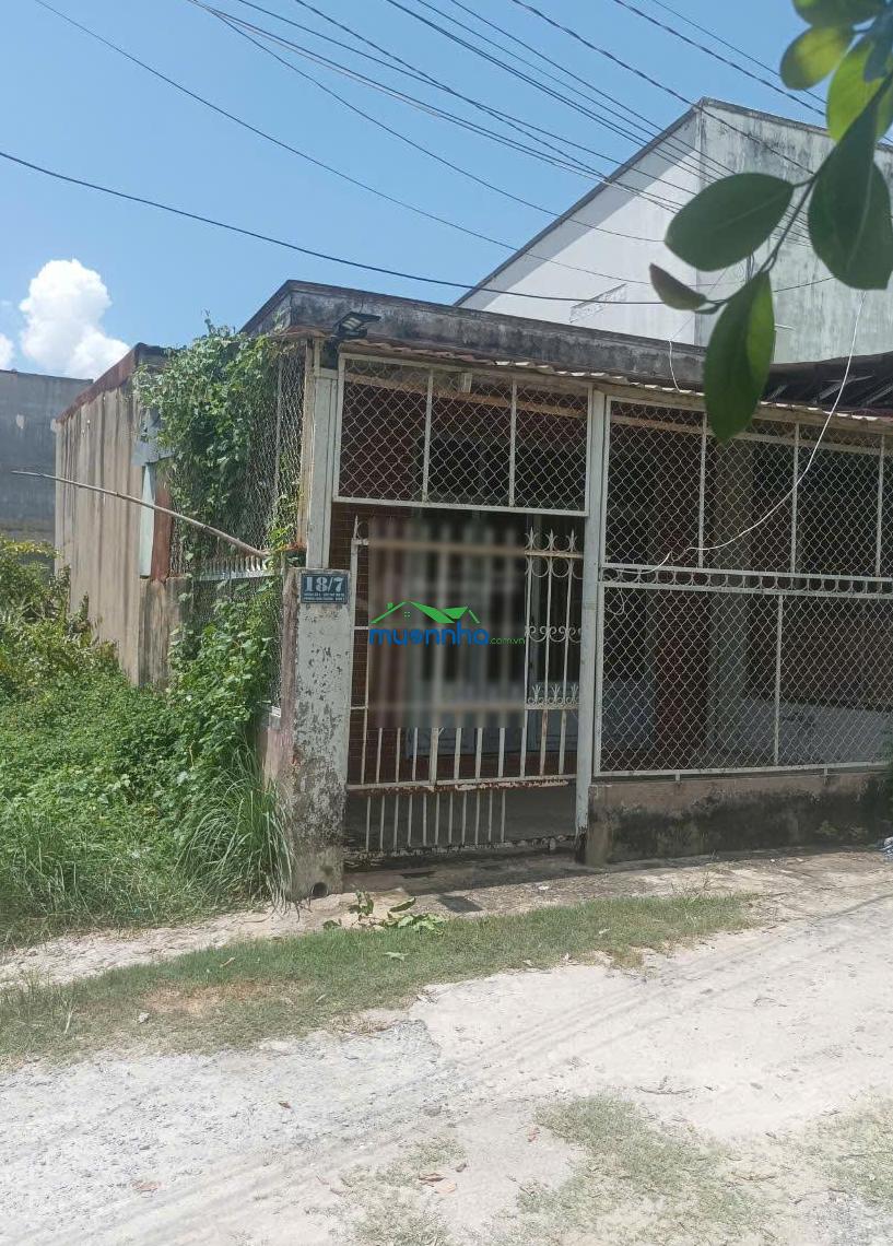 Cần tiền giảm giá bán gấp nhà cấp 4 ngay ngã 3 tam đa và nguyễn duy trinh, shr, lh 0964 110 *** hà