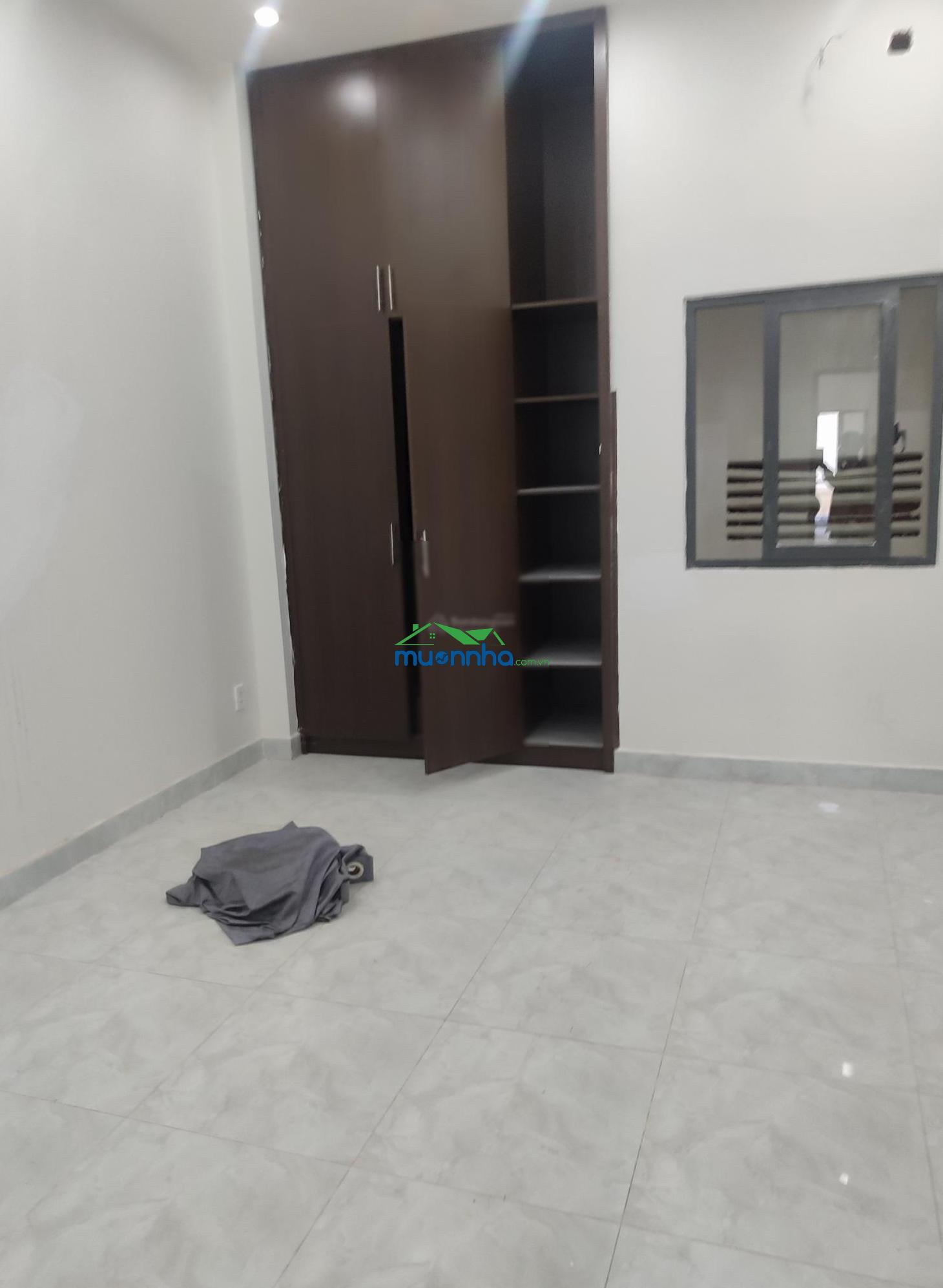 Bán nhà ngay kdc lý chiêu hoàng 4x16 2 lầu 1t - 2