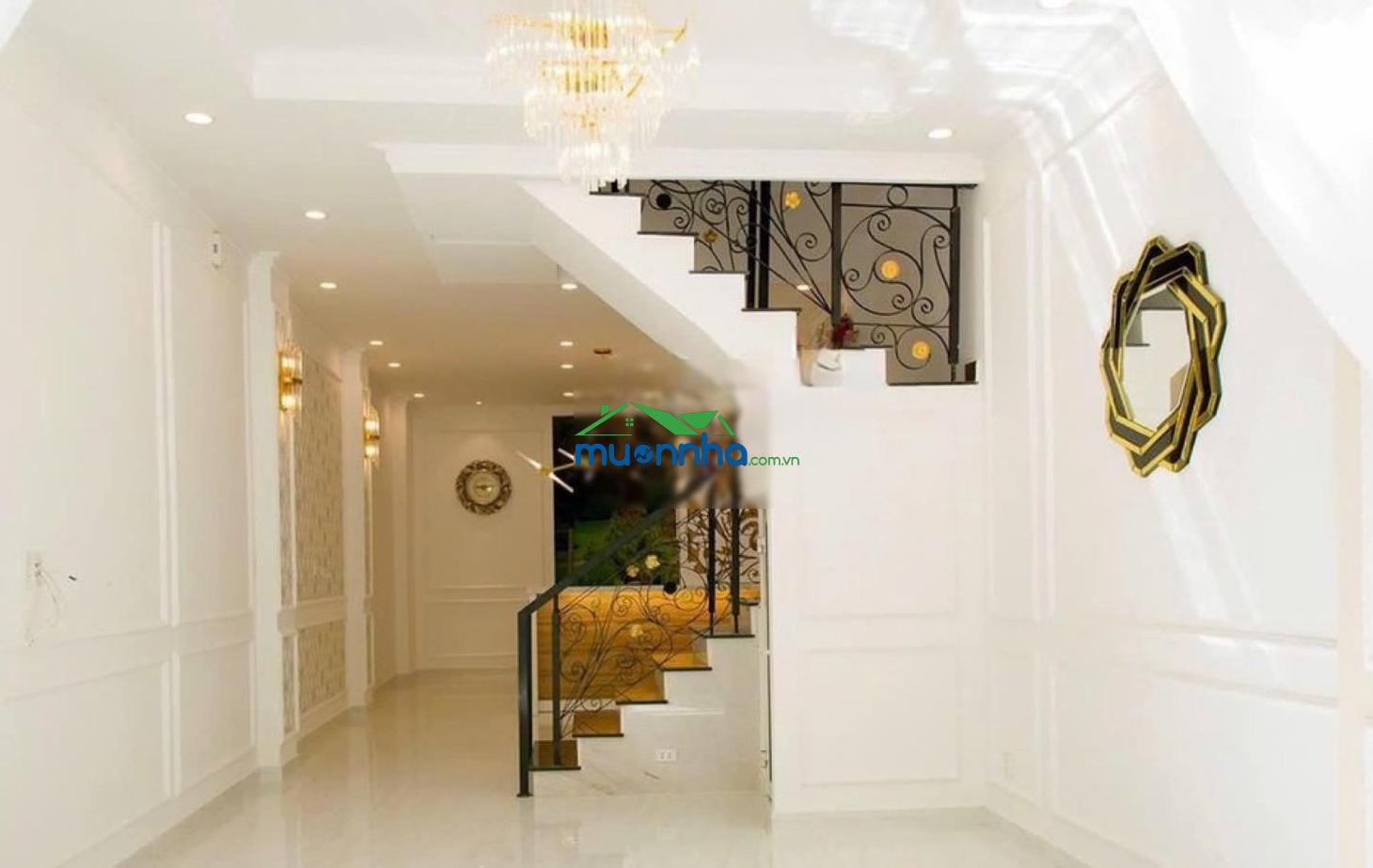 Gia đình bán gấp nhà đang cho thuê 30tr, đ.trần minh quyền -q.10.giá 2tỷ990/64,8m2, gần đh văn hiến - 3