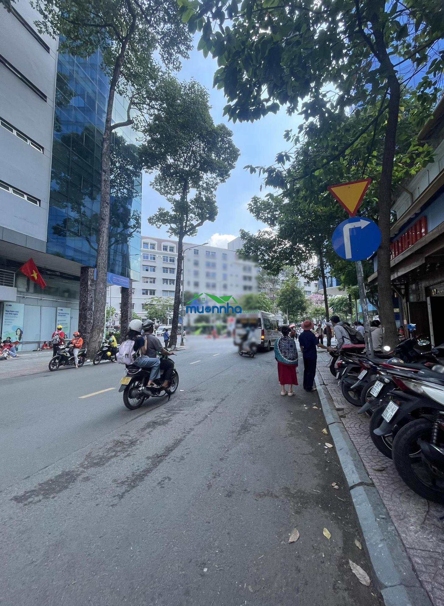 Bán gấp nhà nguyễn thái bình, p. bến thành q.1, 8pn - 4 tầng, 73m2 - dtsd 258m2 - 16 tỷ - 2