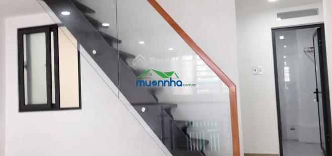 Bán nhà quận 3 hxh 50m2 x 3 tầng nở hậu 5.5m, 4 pn sát mt trần văn đang, 6 tỷ - 4