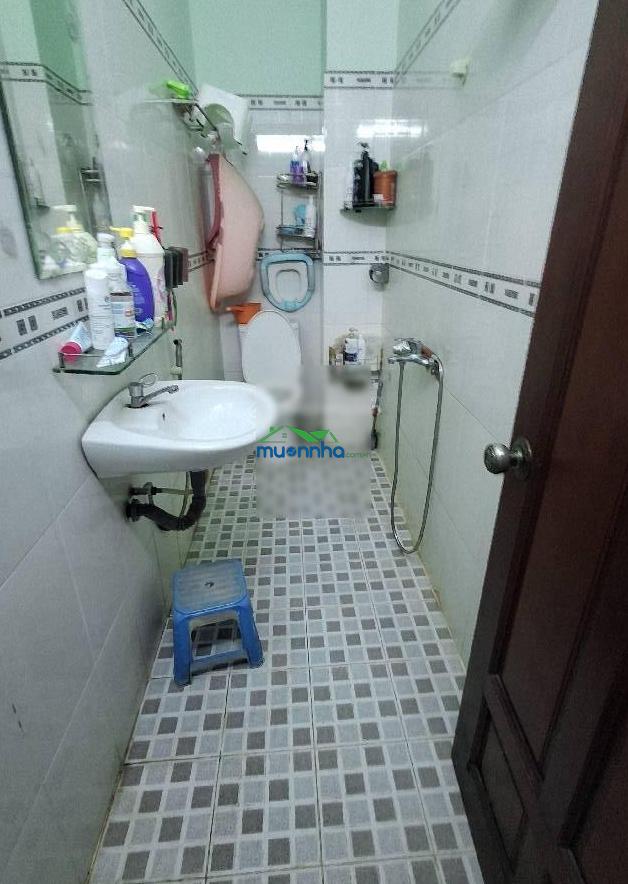 Nhà 6,4 tỷ, 96m2 (5 x 18m) vuông vức, kế bên siêu thị lotte mart q7