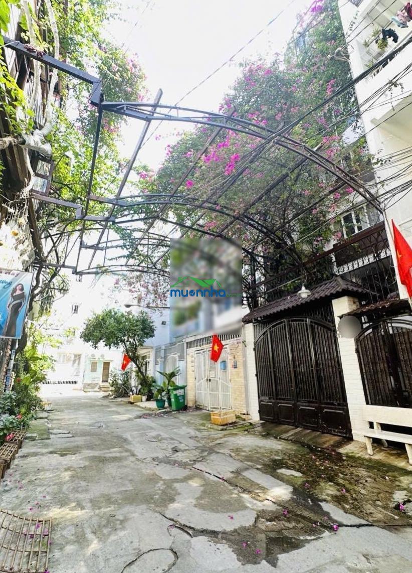 Ngay hutech - ung văn khiêm - 124m2 (8x17m) 3 tầng - tiện xây mới theo ý - hẻm 8m thông