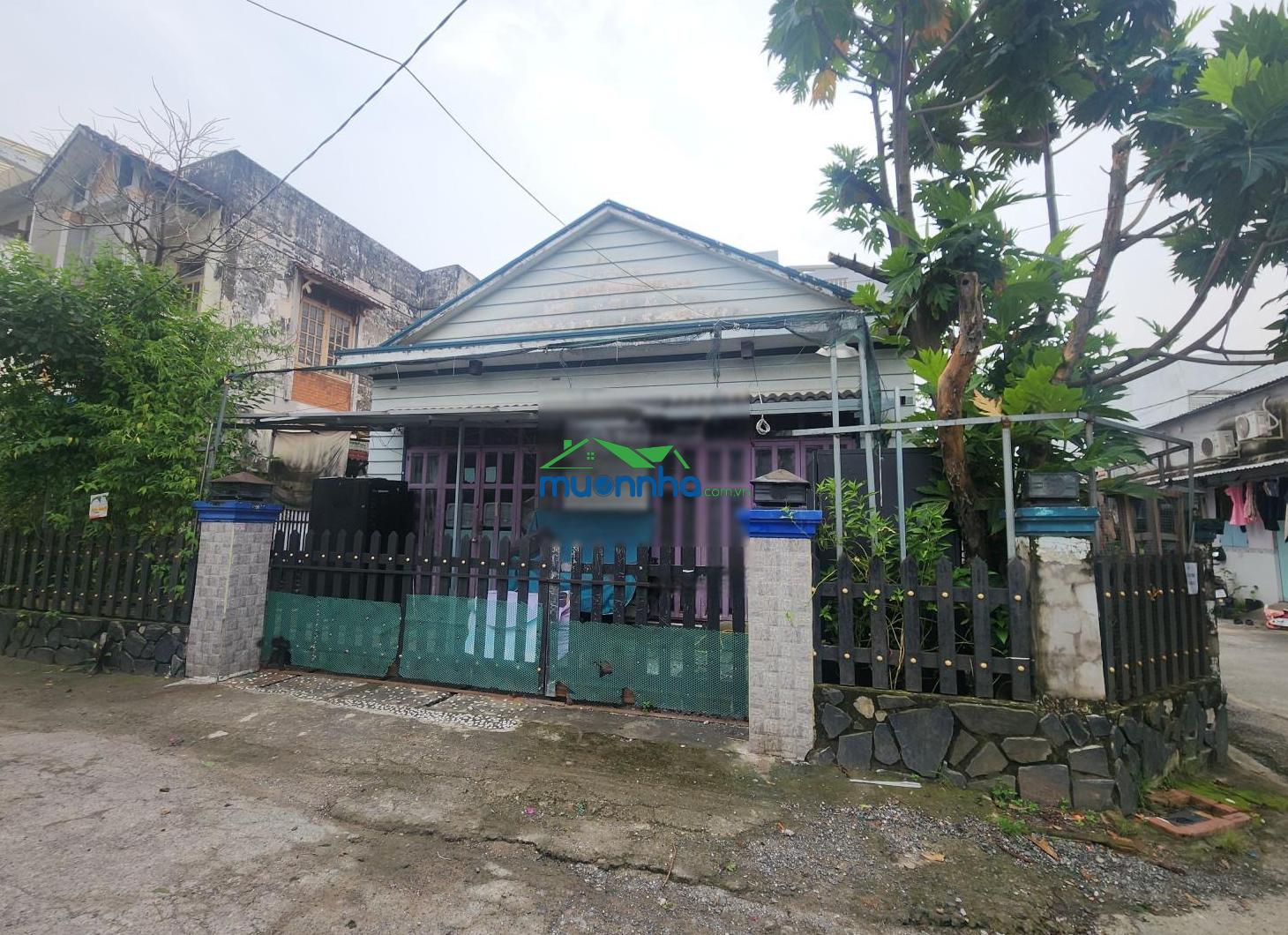 Chỉ 9.5 tỷ - lô góc - 208m2 (12.6m x 16m) - cách lã xuân oai 150m - 3