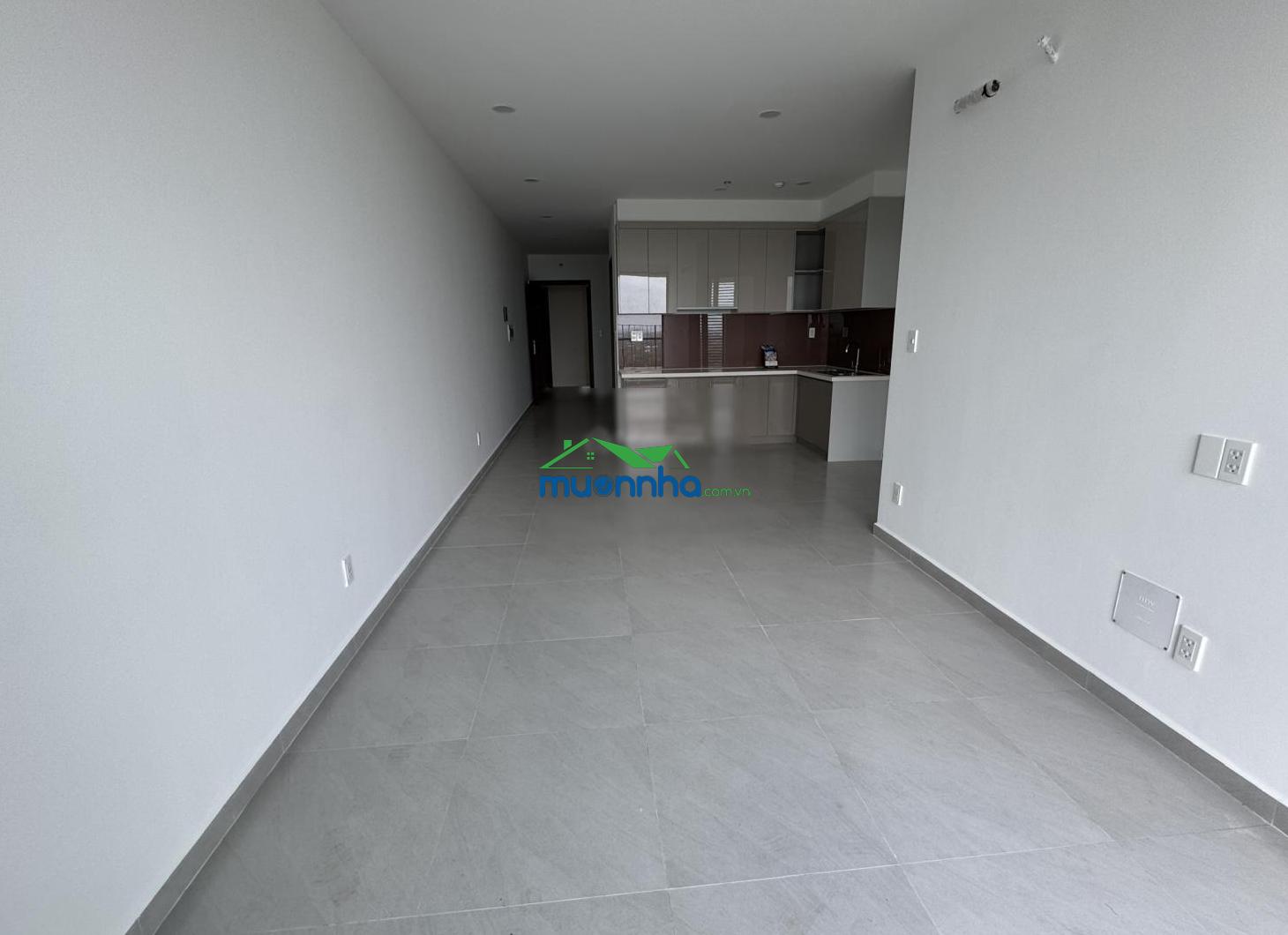 Cho thuê mt eastmark 2pn + 2wc có máy lạnh, rèm, tủ giá 6.5tr; full 8.0tr/th