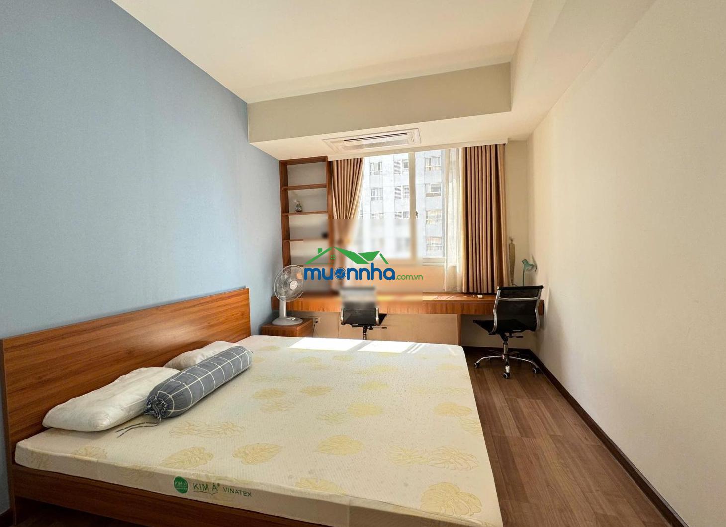 Imperia cho thuê căn 3pn 135m2 giá chỉ 26tr có suất oto