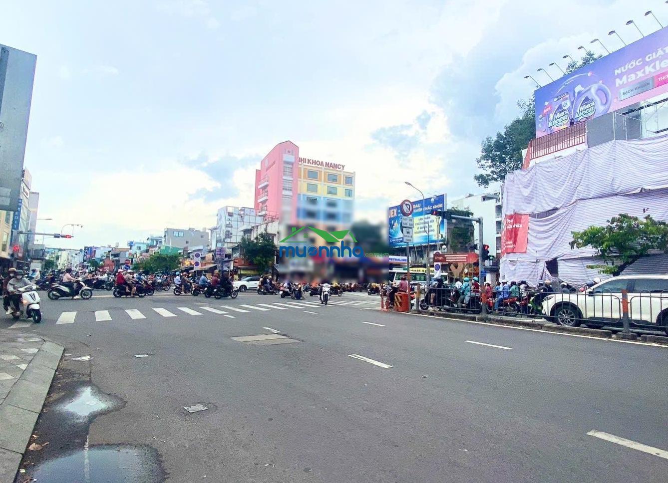 Nhà c3 nở hậu, 1 sẹc, không lg qh - nguyễn văn cừ - 49/53m2 - 4.98tỷ - 4