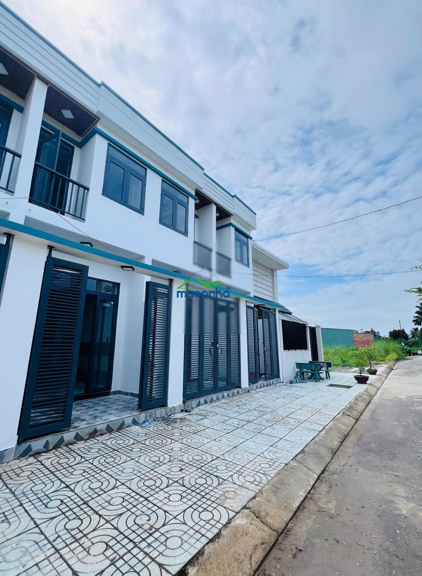 Nhà mới xây, nhà gần chợ, hóc môn ngay kdc đông đúc, sổ hồng 4x12m, nhà đẹp y hình - 4