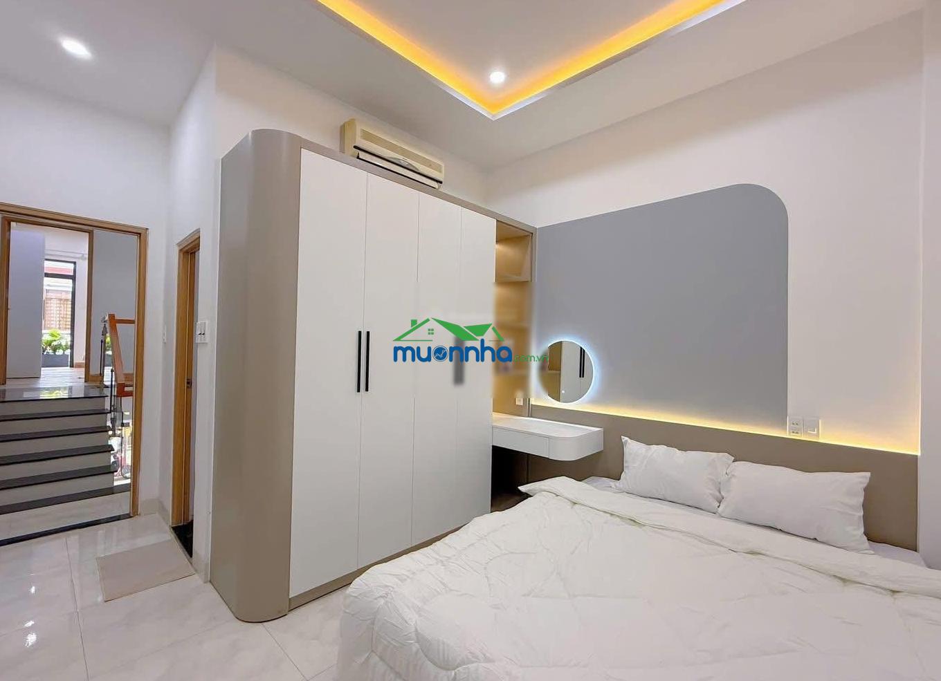 Tin được không ngay q.1 nguyễn thị minh khai, có sẵn dòng tiền cho thuê 37tr/tháng - giá 8 tỷ 990
