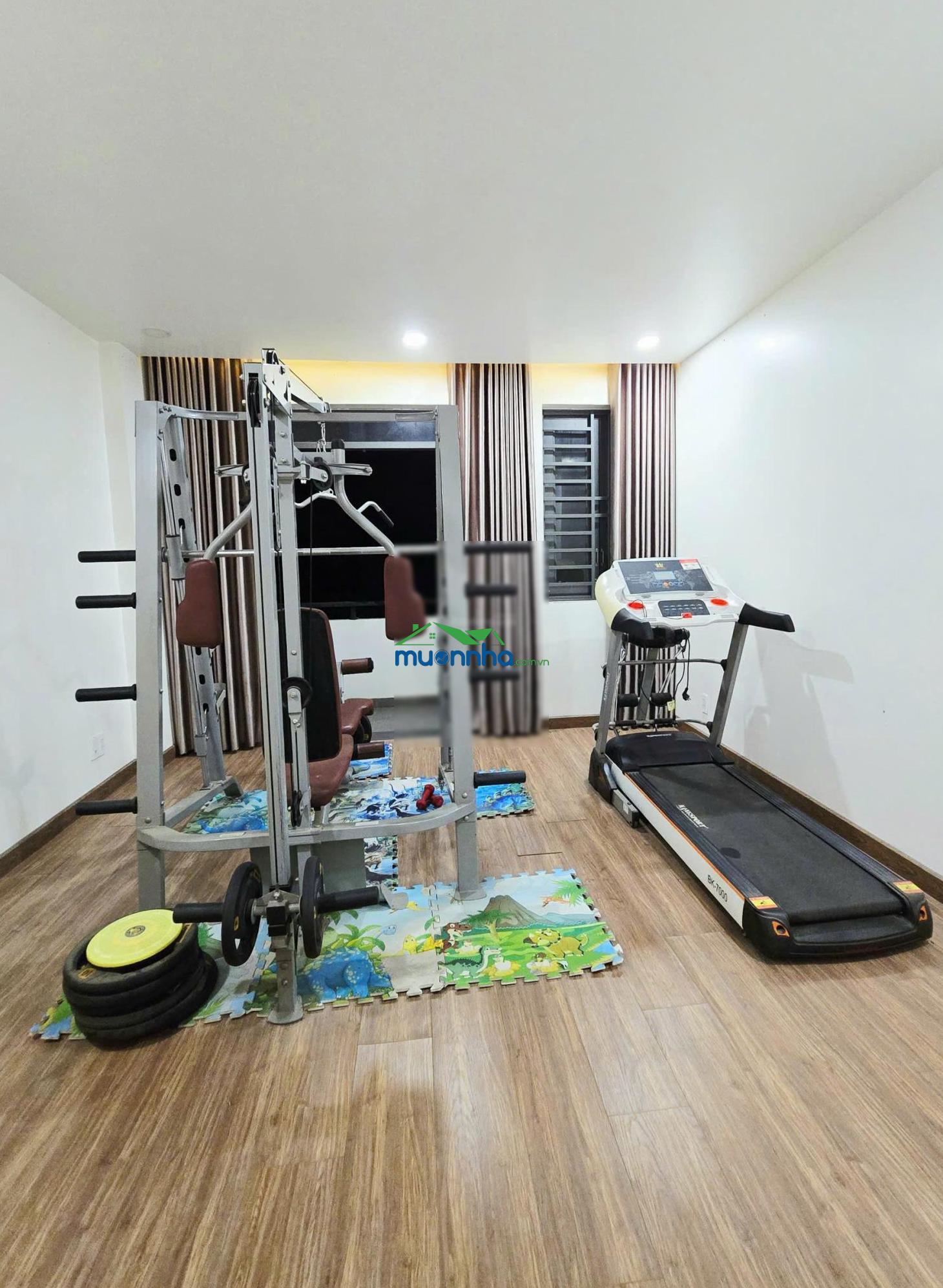 Giảm ngay 700 triệu nhà kiên cố tại trường lưu gần uỷ ban long trường gần chung cư mt east mark