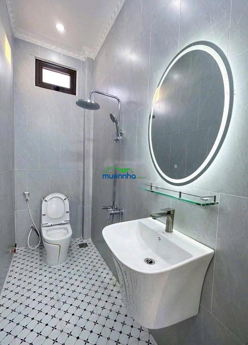 Bán gấp căn nhà q3/đường nguyễn hiền, 72m2 (4,7m x 15m). ngay chung cư hà đô