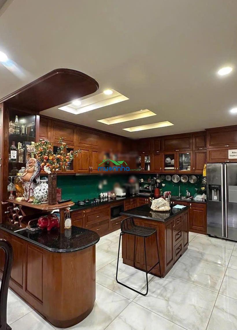 Chính chủ cần bán nhà hẻm ô tô phạm thị ba, phú thuận, q7 (dt hơn 68m2). giá 3tỷ180 còn tl ra lộc