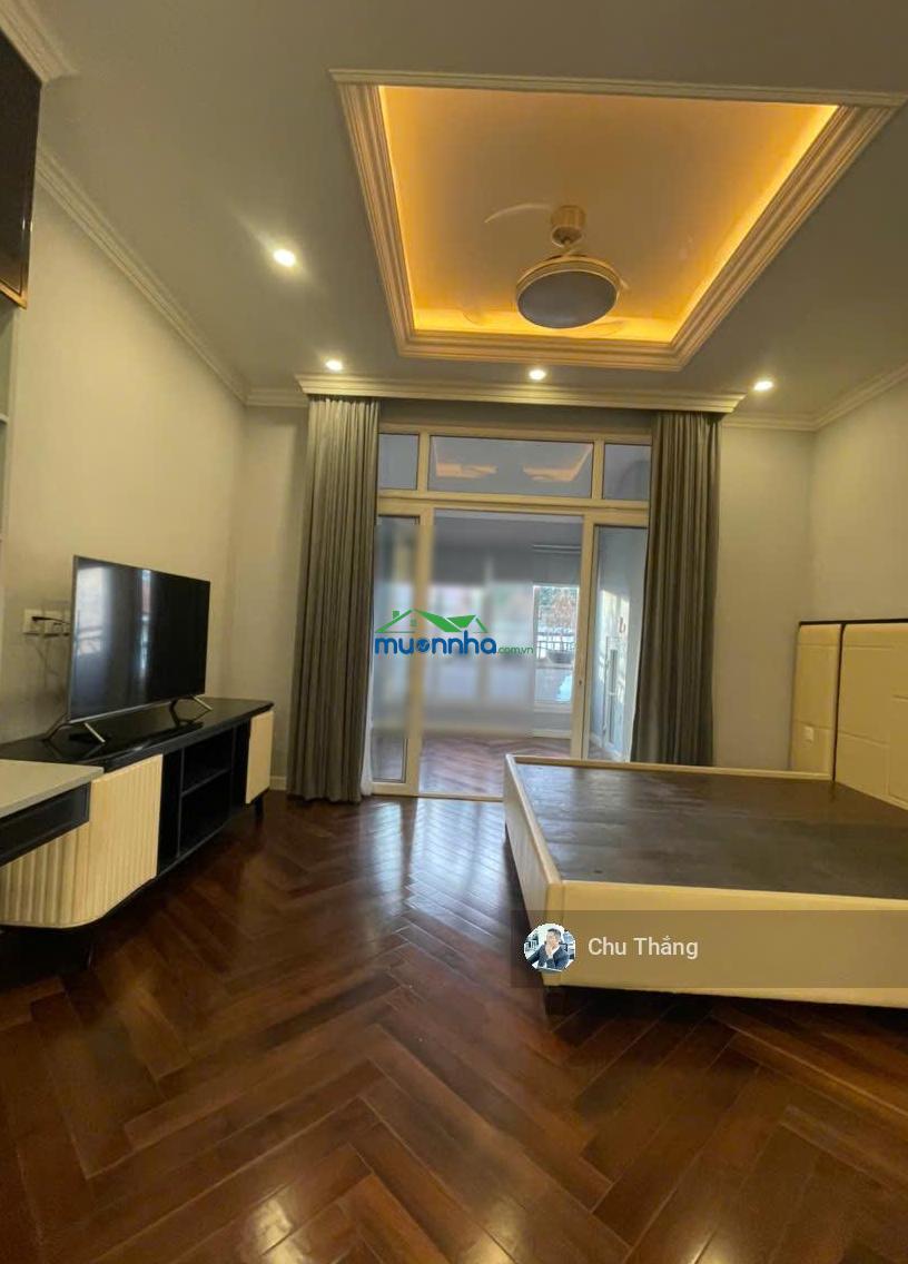 Xem ngay! 7.5x18 trệt 2 lầu góc 2mt lạc long quân 17 tỷ chốt 15.2 tỷ