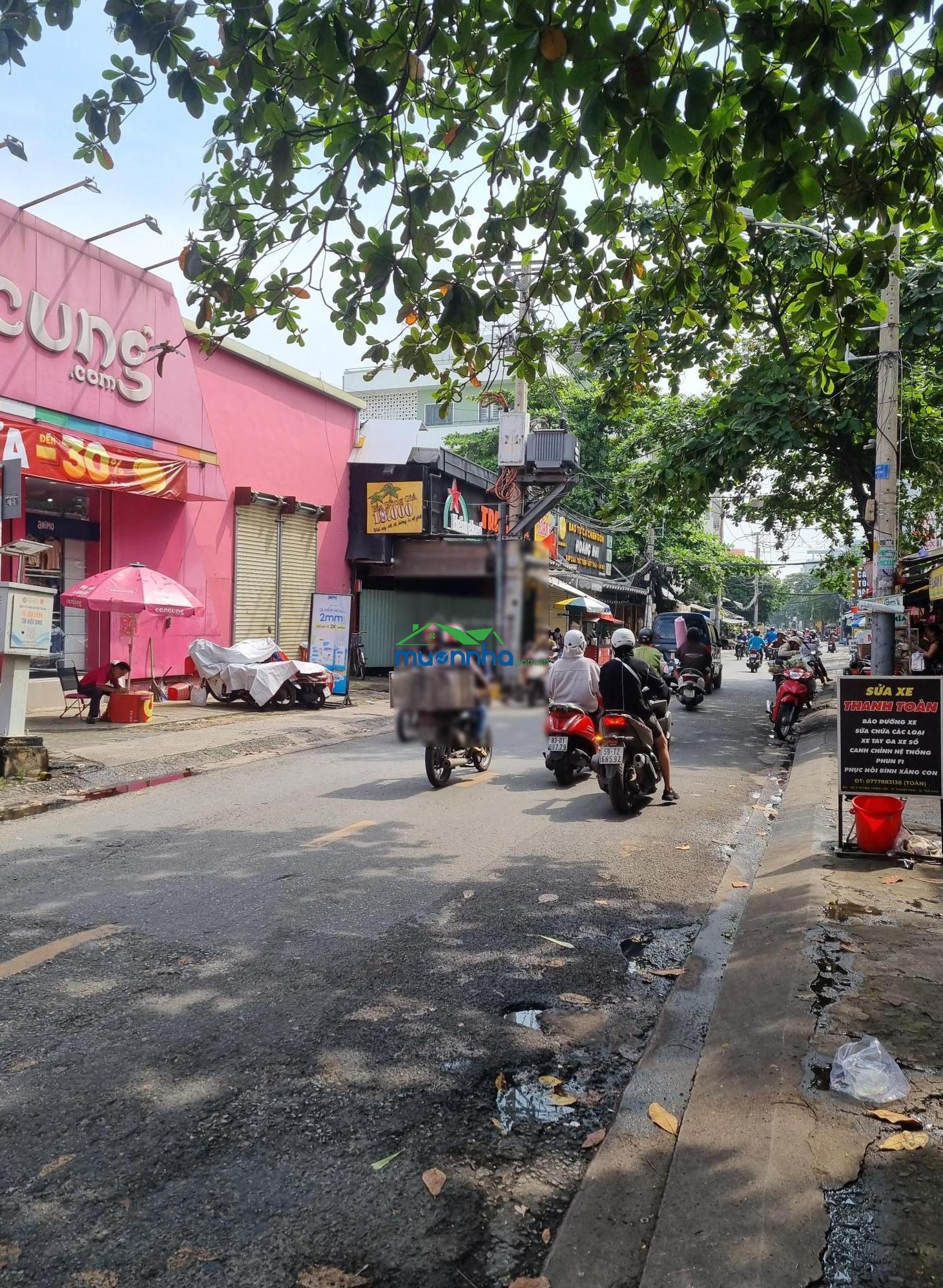 Nhà bán đ huỳnh thiện lộc, q. tân phú, sát q. tân bình - hẻm xe hơi - chỉ 5.6 tỷ