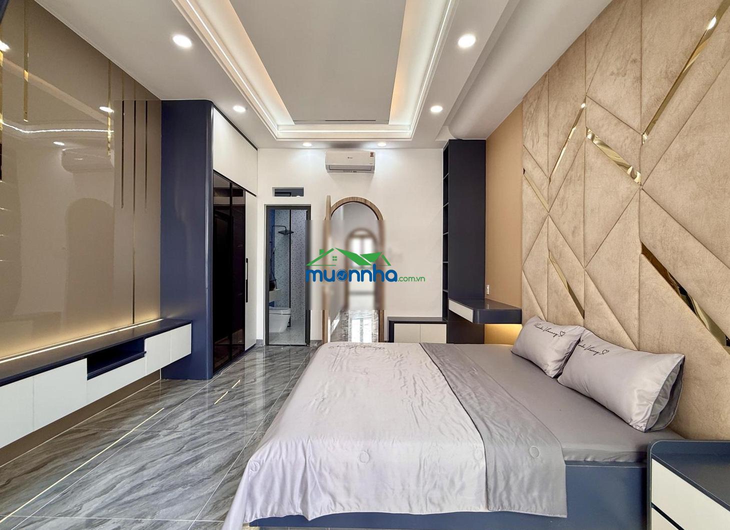 Nhà phố hiện đại, bên chợ, trường học, ubp, dt: 4x17m, lửng, 3 lầu, 4pn, hướng bắc, giá 6.65 tỷ