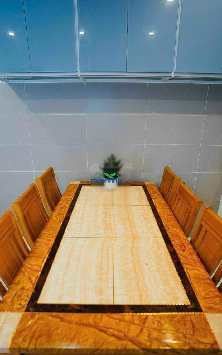 Nhà đường hoàng văn thụ, tân bình, 1 trệt 2 lầu, 4pn, 4wc