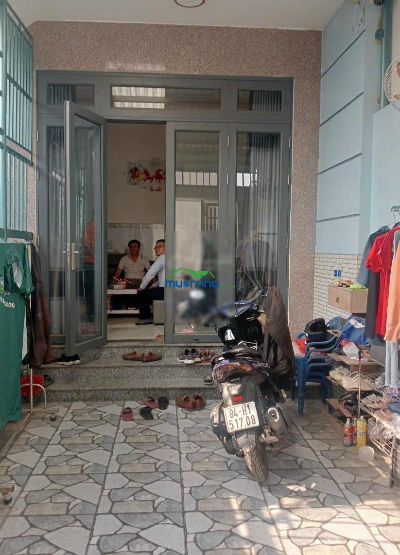 Chủ cần tiền bán gấp - giảm ngay 1 tỷ chỉ còn 6.7 tỷ nhà 4pn, 111.1m2, mặt tiền 5.7m