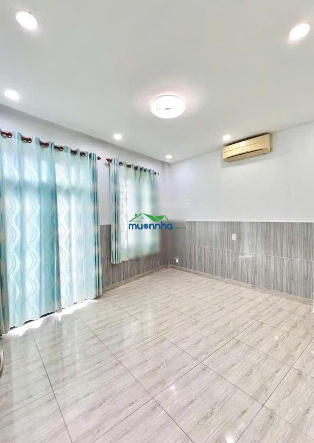 Bán nhà 4pn, sân thượng, giếng trời thoáng, cách ga metro bình thái 500m, quận 9 - nhỉnh 5 tỷ - 4