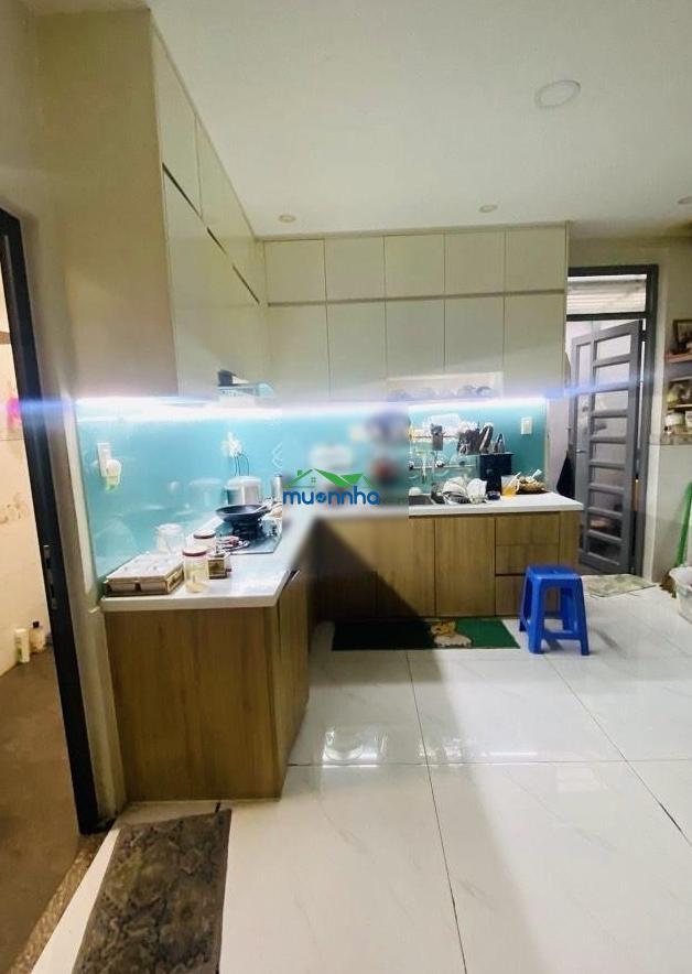 Phạm văn bạch tân bình - ô tô đỗ cửa - nhà 2 tầng cực đẹp - dt 5m x 21m - hẻm thông nhiều hướng