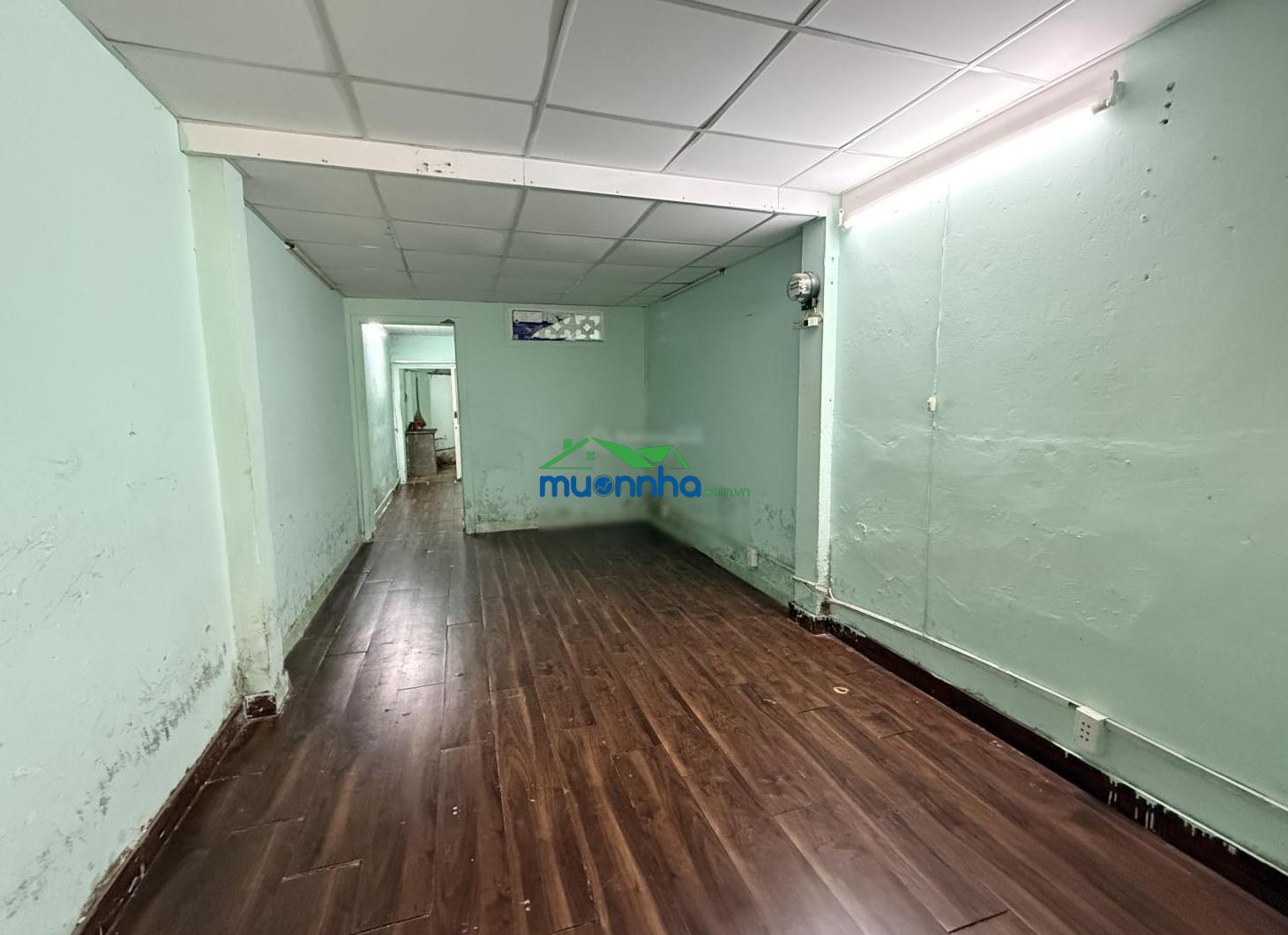 Bán nhà cấp 4, sn 56/53 tô hiến thành, phường 15, quận 10, phúc 0903 647 *** - 2