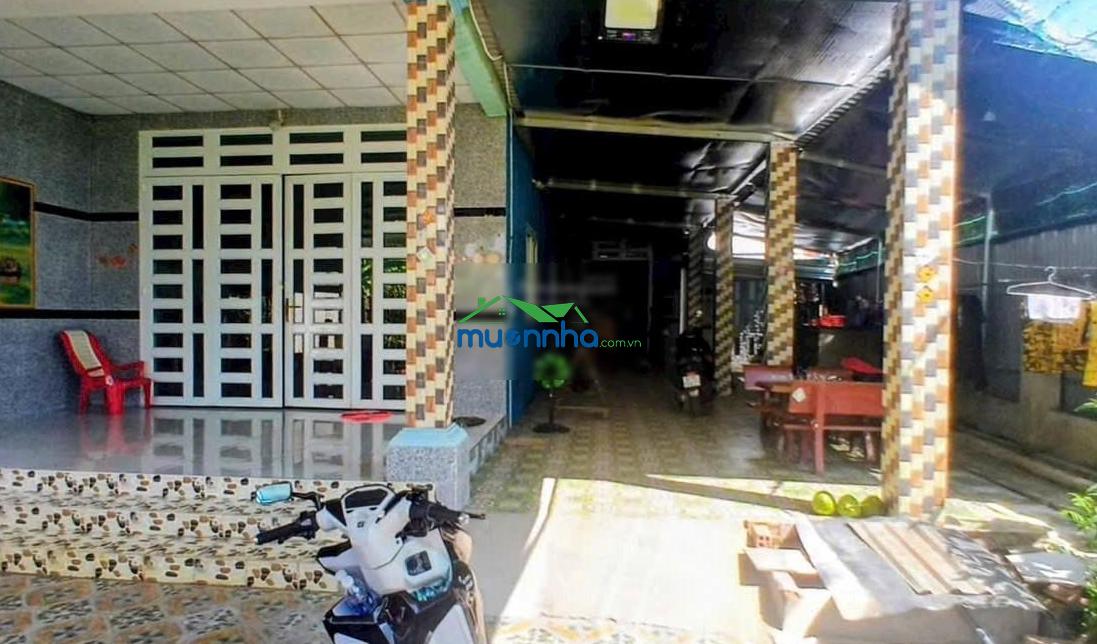 Nhà vườn 251m2 đường nguyễn thị rành, ngang 9.5x28m thổ cư, sổ riêng, đường oto, giá chỉ 970 triệu