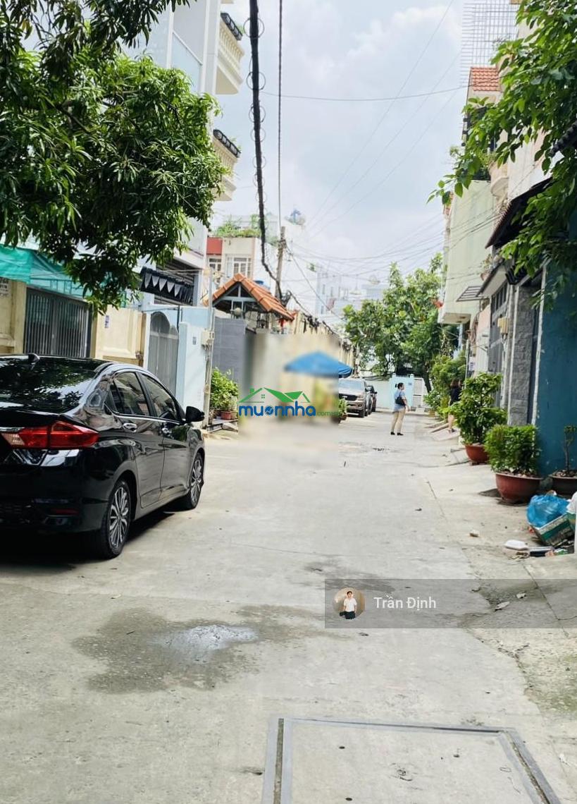 Nhà 2 tầng kế vincom nguyễn xí - kế bên bờ kè rạch xuyên tâm - thông số 5x25m - hẻm xe hơi 8m - 2