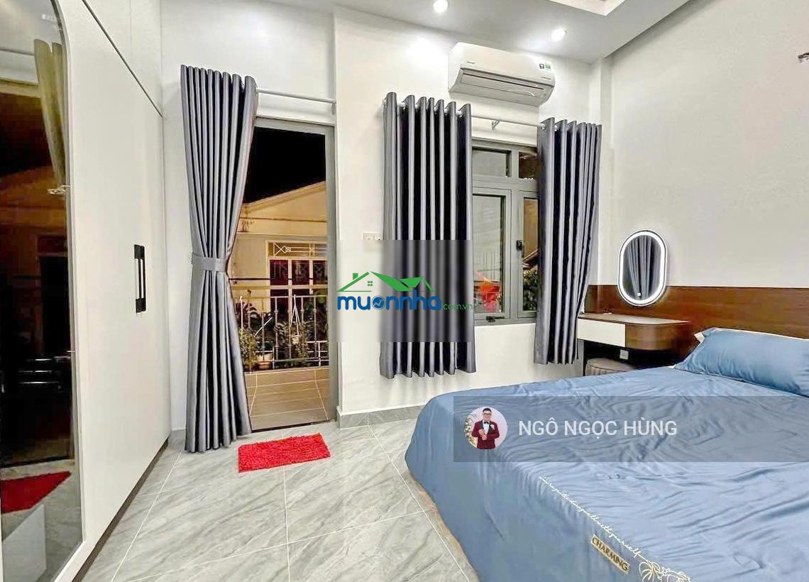 Bán nhà hẻm trần xuân soạn q7 giá bán: 6 . 2 tỷ (thương lượng) dt: 4.4x8 (35m).