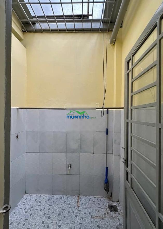 Bạch đằng - bình thạnh - 63 m² đất - 2 tầng - chia 2 căn cho thuê 12,5 triệu - 5,75 tỷ