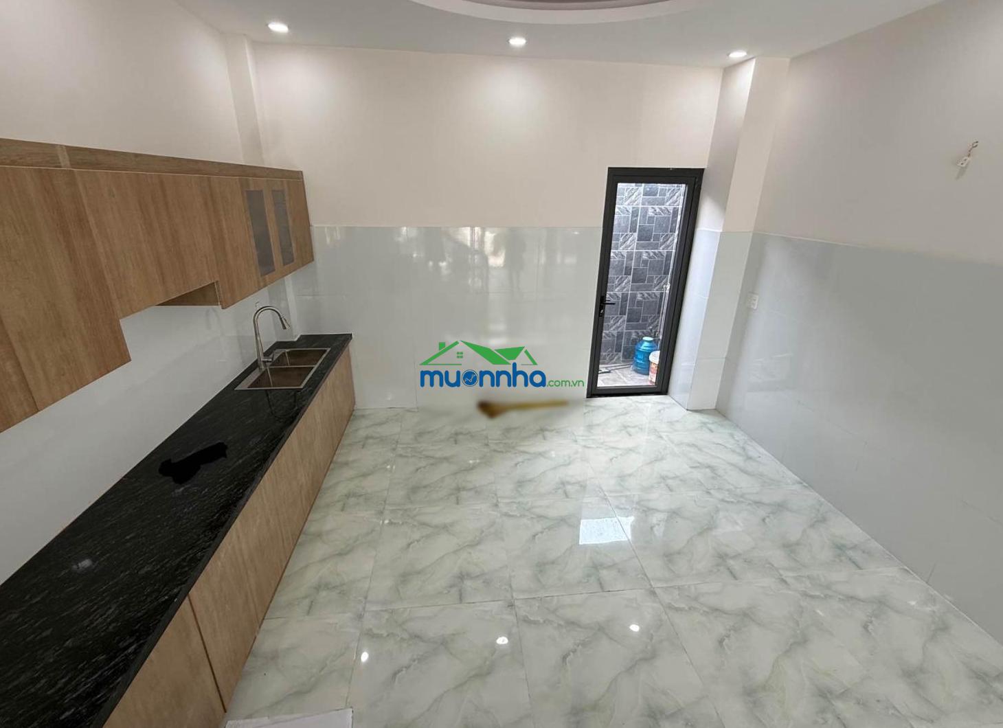 Bán nhà riêng tại lã xuân oai, 6 tỷ, 60m2, 5pn, 4wc - 3