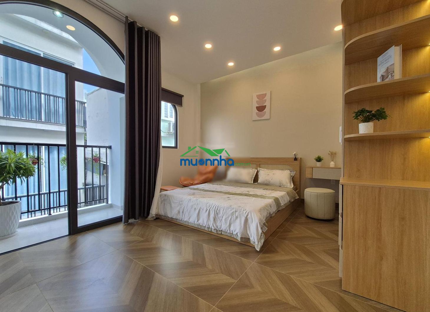 Gần chợ bà chiểu, 3 tầng 3pn có pn trệt, gần 43m2 (4.5m x 10m), giá 6,98 tỷ