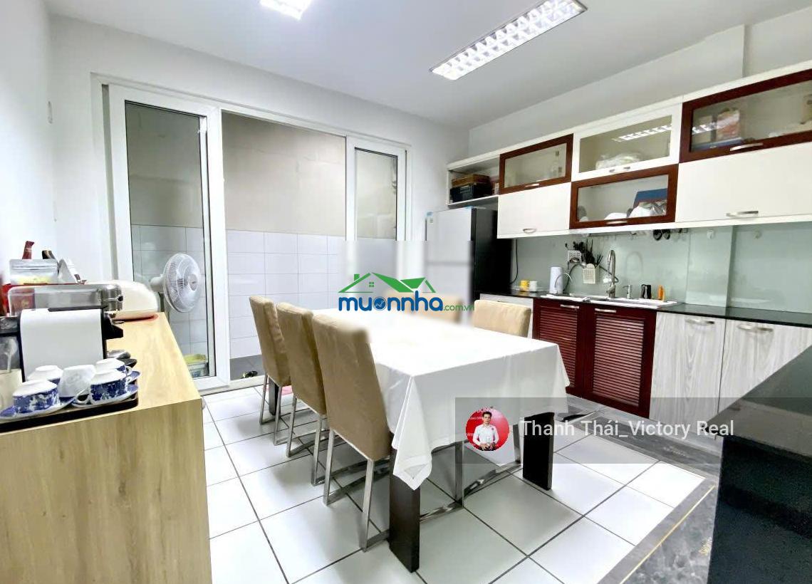Bán nhà ngay vòng xoay nguyễn trọng tuyển - bùi thị xuân - dt: 4 x 20m cn 80m2 2 lầu - 3