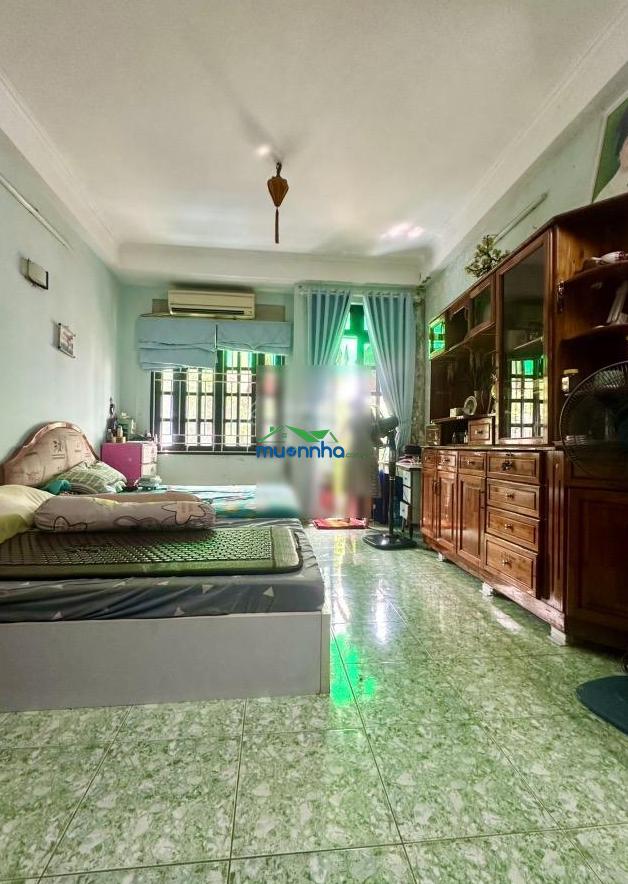 Bán nhà 4 tầng đường kinh doanh đối diện etown cộng hoà 11x30