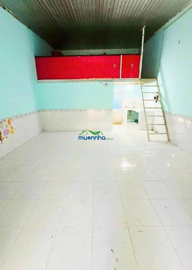 Bán nhà cấp 4 - tặng nhà tính tiền đất - gần chợ long trường