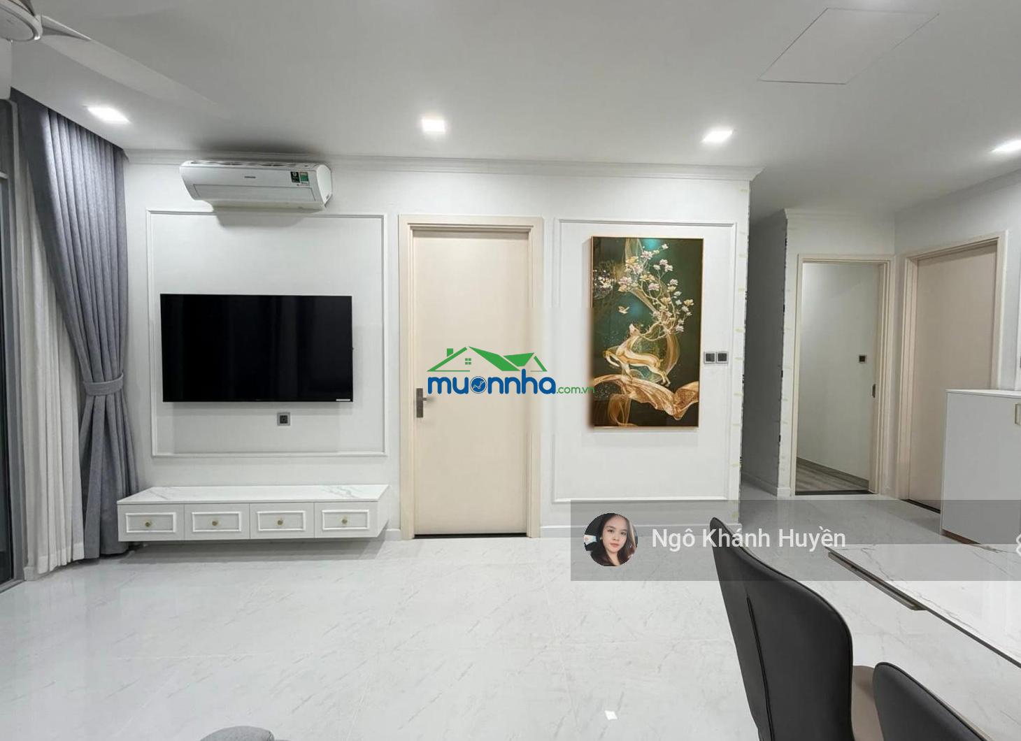 Bán gấp 2 phòng ngủ toà park 7 vinhomes - 92m2 cực thoáng đã có sổ hồng. lh 0901 692 ***