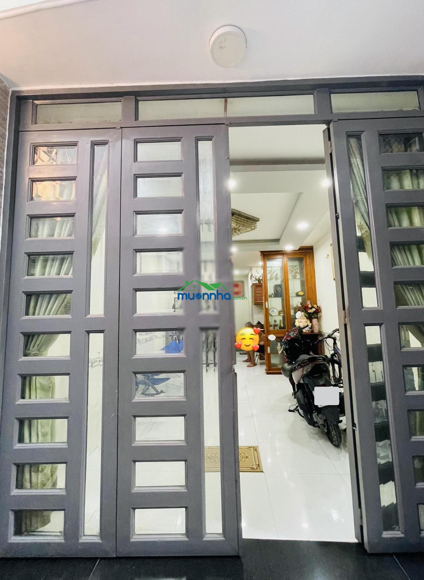 Chỉ 4.15 tỷ bớt lộc khu vực gần sân bay - gần bv 175 cv gia định - 31m2 - 2 tầng kiên cố - 3