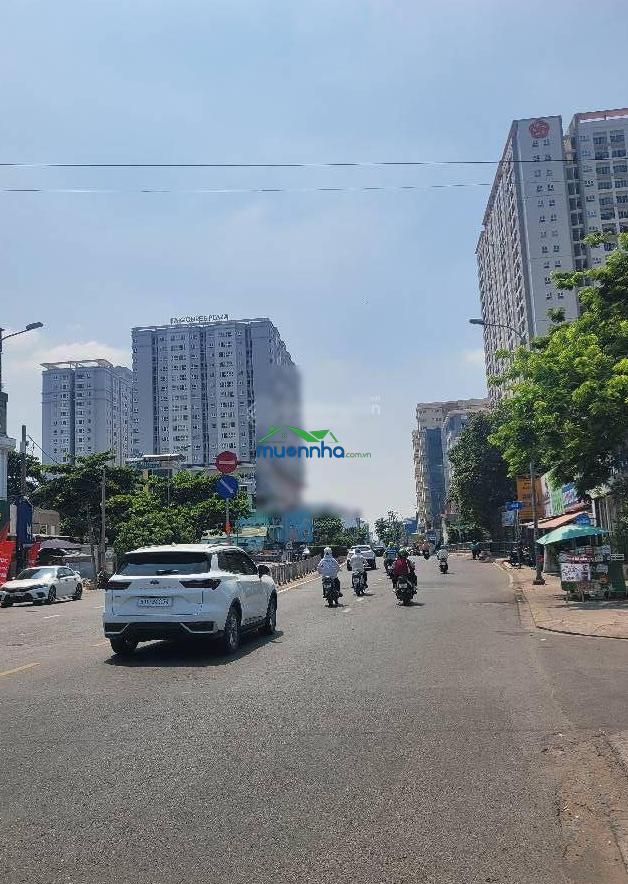 Nhà đẹp 4 tầng, gần đinh bộ lĩnh, bình thạnh, hẻm xe tải, dt 6x11m, chỉ 8.x tỉ, tl. - 3