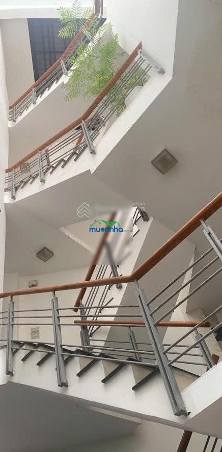 Biệt thự mini phú nhuận 91m2 (7x13) . vị trí giáp q1 và q3 - 1t3l có 4 pn master rộng rãi, gần mt