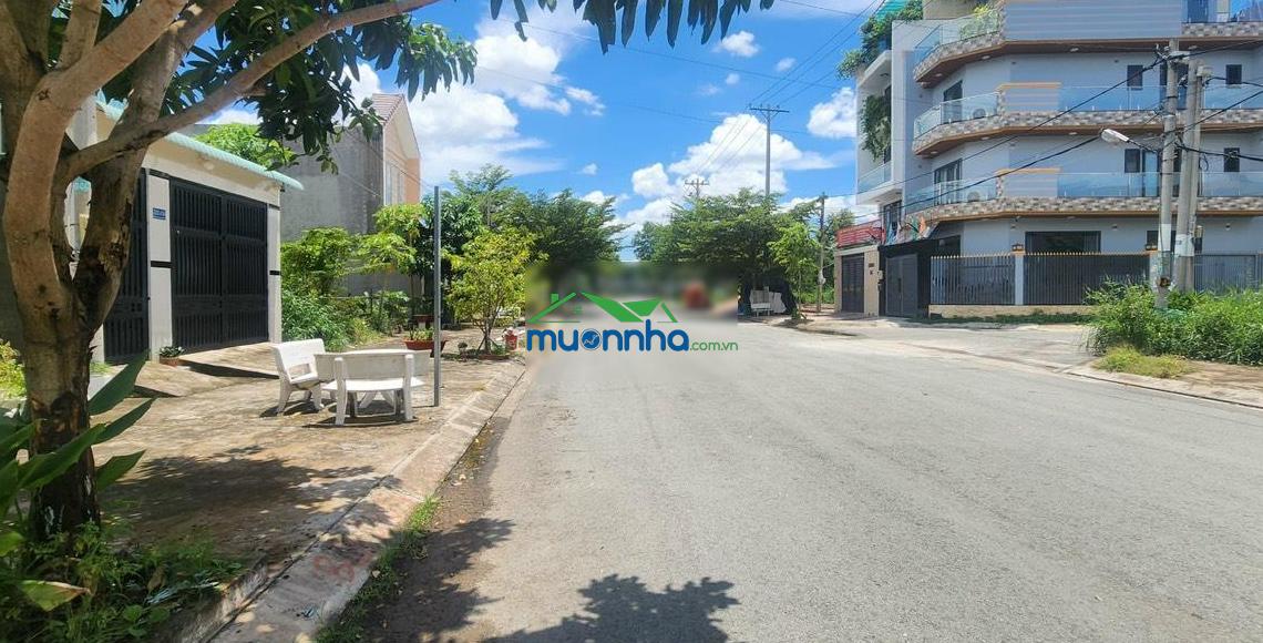Bán nhà ngay đường số 3, ngay đường vào kdc bộ công an, long thới nhà bè