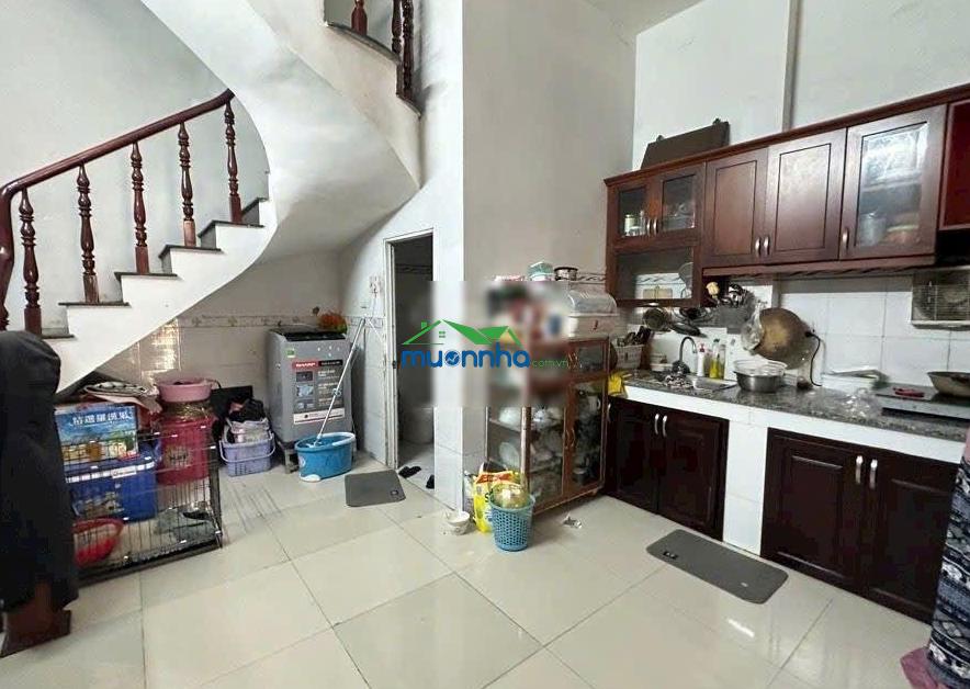 5,6t.ỷ có 5pn ,được 2 căn nhà sát mặt tiền đường dương thị mười,phường tân thới hiệp q12,dt 118m2 - 2
