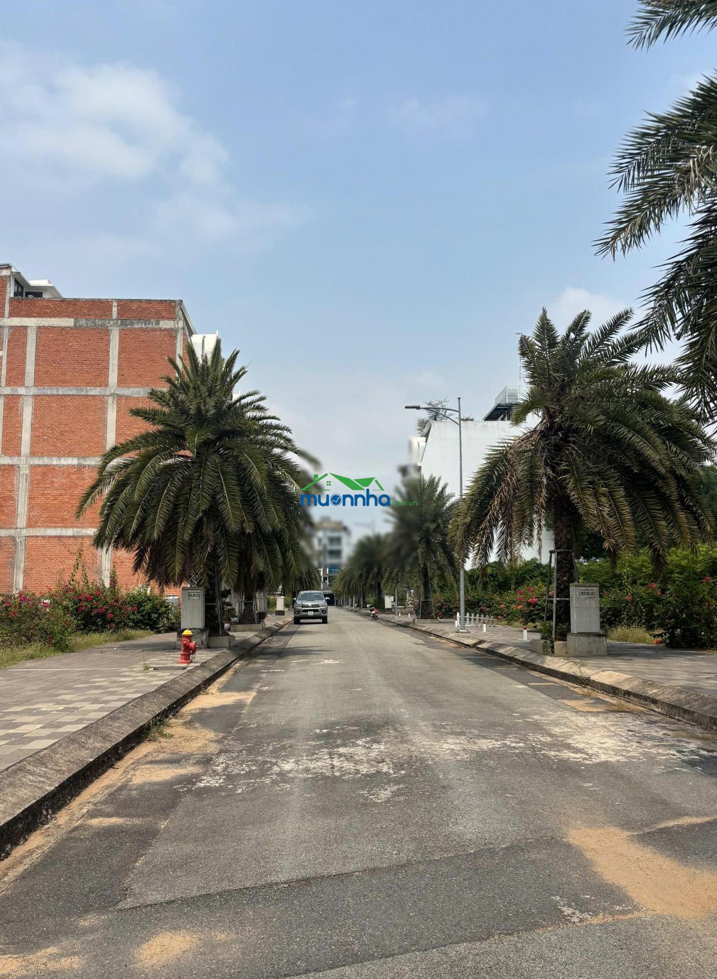 Nhà phố số 52 nguyễn xiển - giá thanh lý cực rẻ để đầu tư - 5 tầng và 300m2 sàn xây dựng (6x13.5m) - 3
