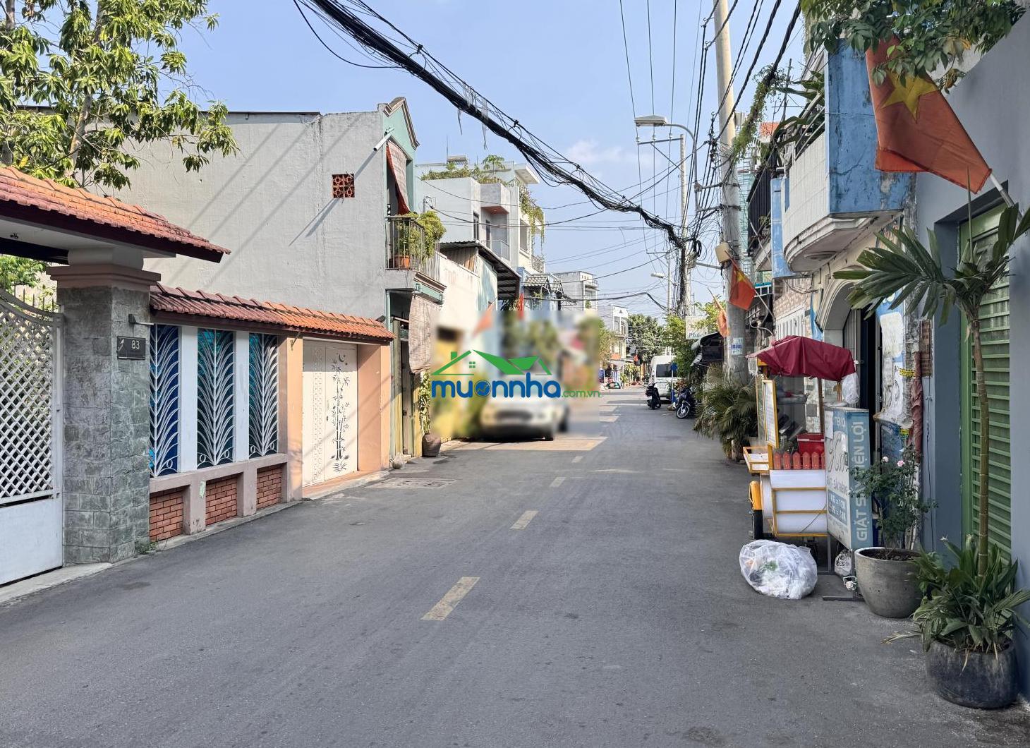 Bán nhà cấp 4- tiện xây mới 67m2 gần vòng xoay bình lợi phạm văn đồng. shr sang tên công chứng ngay