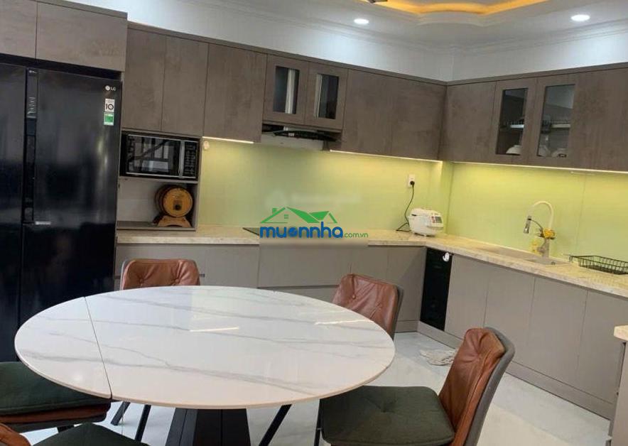 Bán nhà đẹp thạnh lộc 47 hxh 60m2 ngang 5m 1trệt,5 lầu nhỉnh 7 tỷ p.an phú đông (p.thạnh lộc củ)