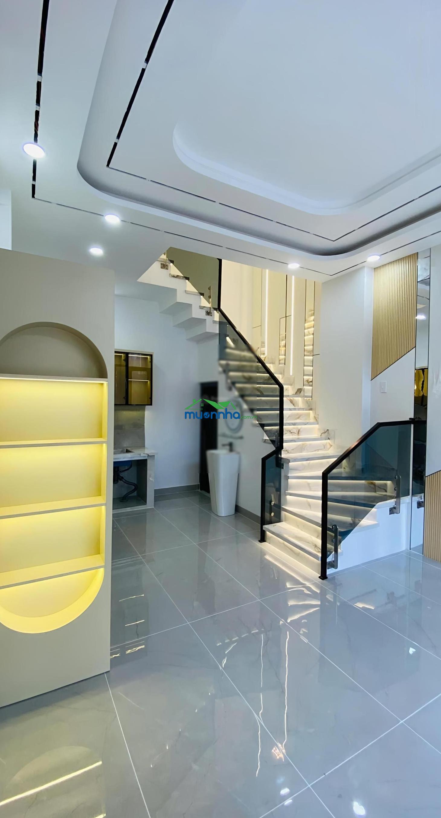 Nhà 4 tầng, mặt tiền vừa ở vừa kinh doanh, đường mã lò, nhỉnh 5 tỷ, 48m2, 4pn, hẻm xe hơi tránh