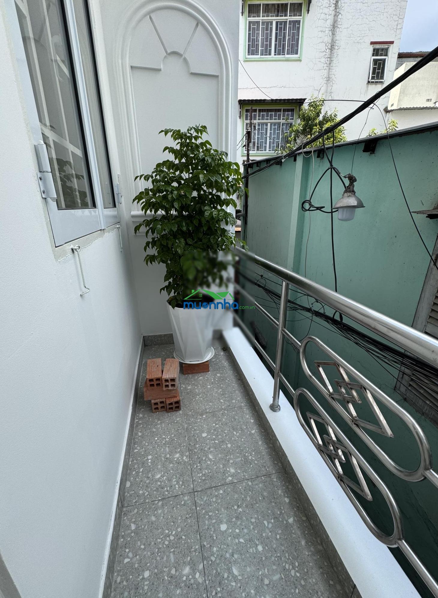 Chính chủ bán gấp nhà mới lạc long quân, tân bình, dtsd 60m2, nhỉnh 4 tỷ