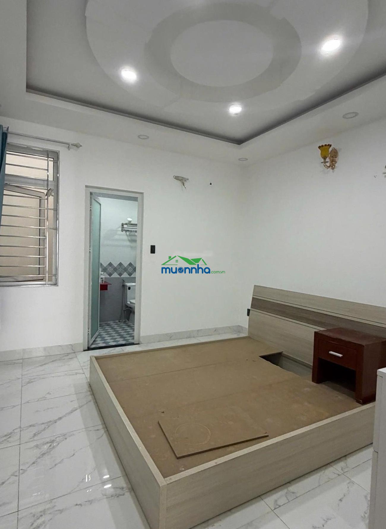 Hưởng trọn tiện ích của celadon city, hàng xóm aeon mall, chỉ với 9.5 tỷ cho nhà 72m2, 4x18m 4 tầng