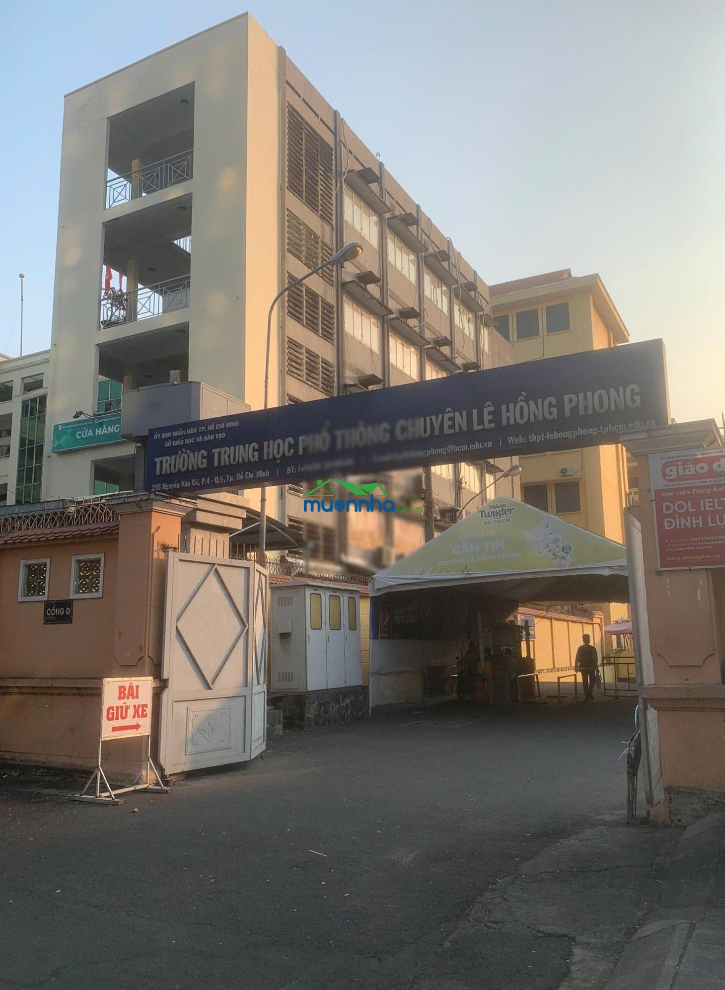 Nhà lý thái tổ quận 3. ba tầng gần nowzone chỉ nhỉnh 5 tỷ cực hiếm cần bán gấp - 2