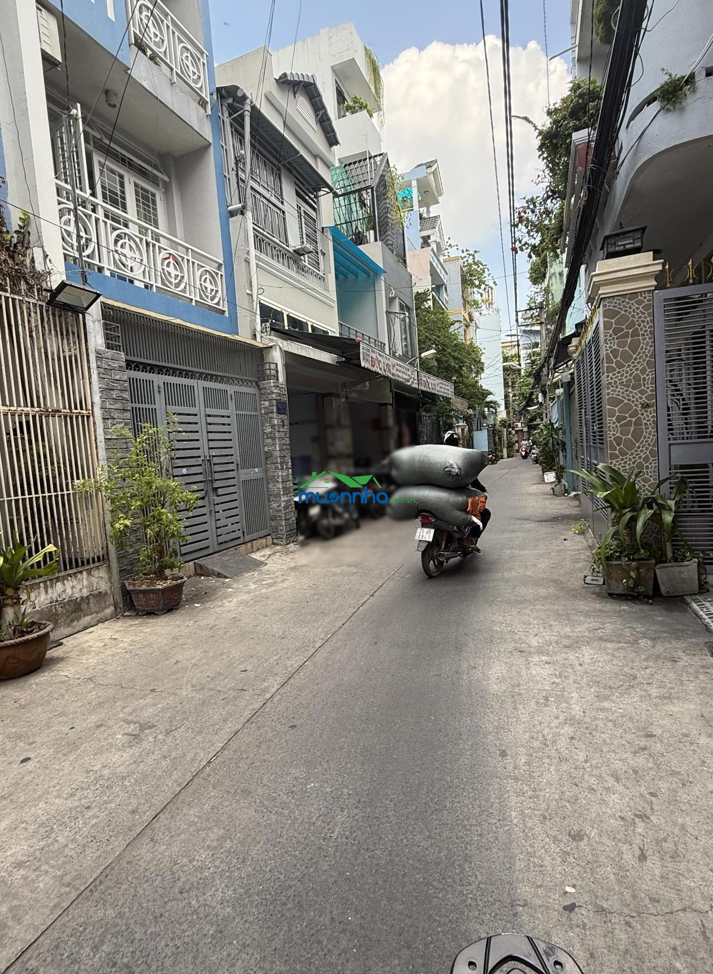 Lạc long quân gần bảy hiền, tân bình, hẻm xe tải thông, 73m2, 2 tầng,tiện kinh doanh, nhỉnh 7 tỷ tl
