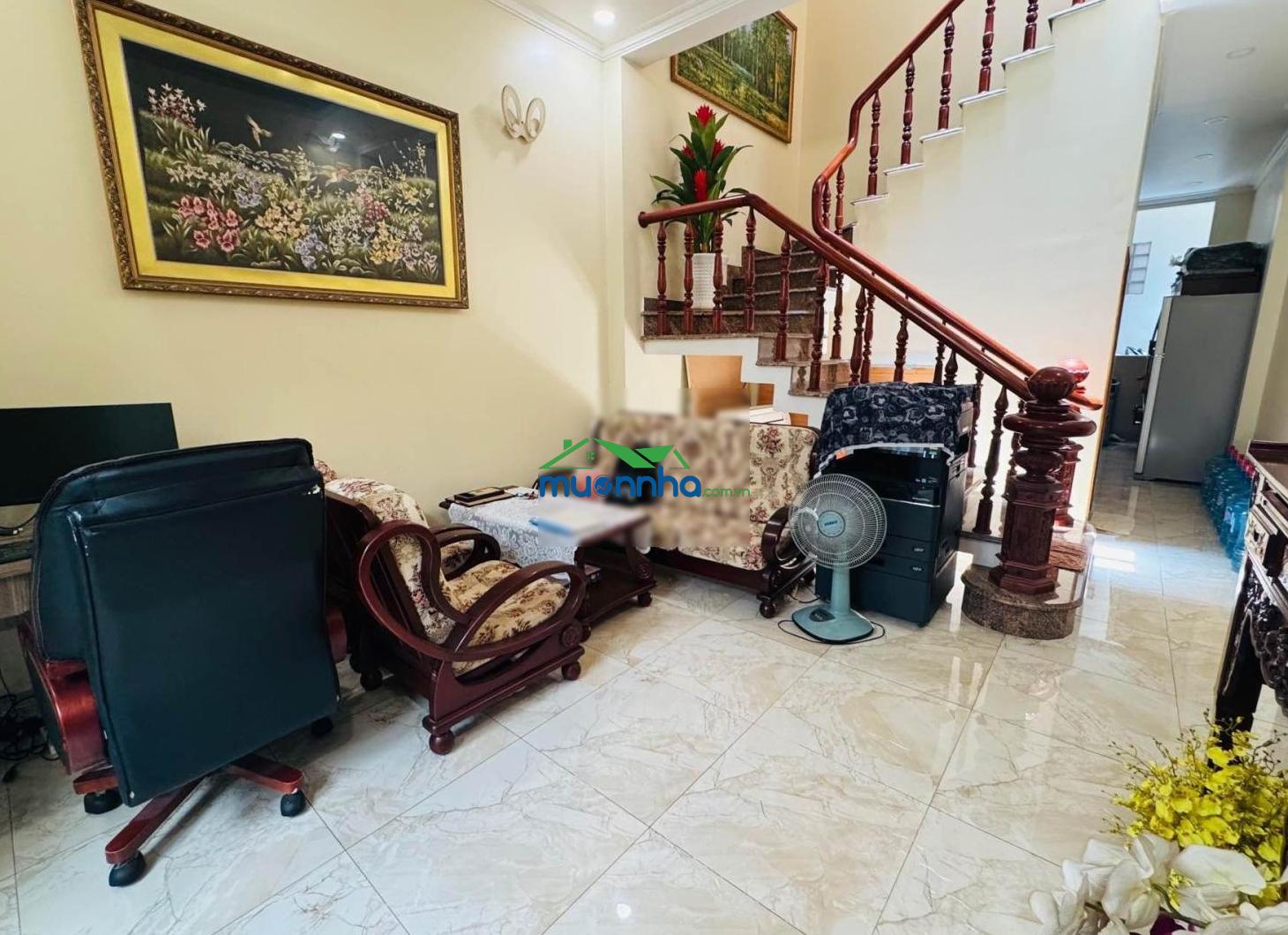Bán nhà phạm văn bạch tân bình, 60m2, 4pn, hxh 5m, sát nhà ga t3, chỉ 7.6 tỷ